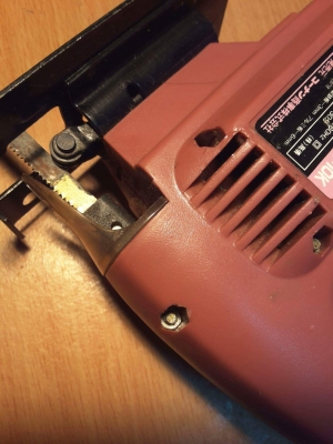 เลื่อยJigsaw ใช้ไฟ100จากตู้ญี่ปุ่น