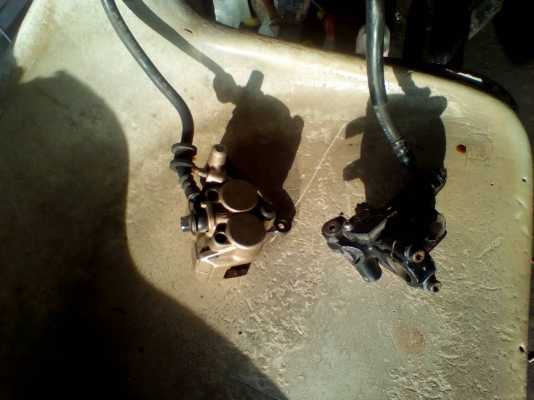 ปั๊มเบรคบนล่าง