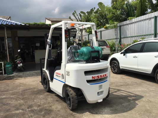 ขายครับ Nissan รุ่นใหม่ 2.5 ตัน 3 เมตร รถพร้อมใช้งาน เครื่องยนต์ เบนซิน ติดแก๊สเรียบร้อย ชั่วโมง 8,xxx เกียร์ออโต้ ระบบครบถ้วน ขาย 240,000 บาท 094-426-7888 จะเด็ด ขายครับ Nissan รุ่นใหม่ 2.5 ตัน 3 เมตร รถพร้อมใช้งาน เครื่องยนต์ เบนซิน ติดแก๊สเรียบร้อย ชั่วโมง 8,xxx เกียร์ออโต้ ระบบครบถ้วน ขาย 240,000 บาท 094-426-7888 จะเด็ด