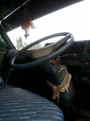 Isuzu NPR59PU5M 115 ห้างแท้เกียรสั้น หัวยกได้ กะบะยาว5เมตร เล่มพร้อมโอน Isuzu NPR59PU5M 115 ห้างแท้เกียรสั้น หัวยกได้ กะบะยาว5เมตร เล่มพร้อมโอน