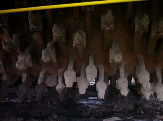 รถกัดถนน CMI