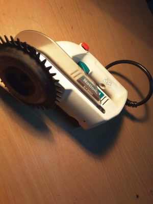 เครื่องตัดหญ้าแบบมือถือ National EY2001ใช้ไฟ100 เครื่องตัดหญ้าแบบมือถือ National EY2001ใช้ไฟ100