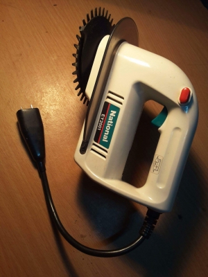 เครื่องตัดหญ้าแบบมือถือ National EY2001ใช้ไฟ100 เครื่องตัดหญ้าแบบมือถือ National EY2001ใช้ไฟ100