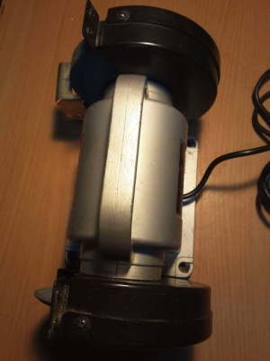 มอเตอร์หินเจีย ใช้ไฟ100จากตู้ญี่ปุ่น สภาพดี มอเตอร์หินเจีย ใช้ไฟ100จากตู้ญี่ปุ่น สภาพดี