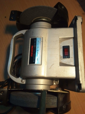 มอเตอร์หินเจีย ใช้ไฟ100จากตู้ญี่ปุ่น สภาพดี มอเตอร์หินเจีย ใช้ไฟ100จากตู้ญี่ปุ่น สภาพดี