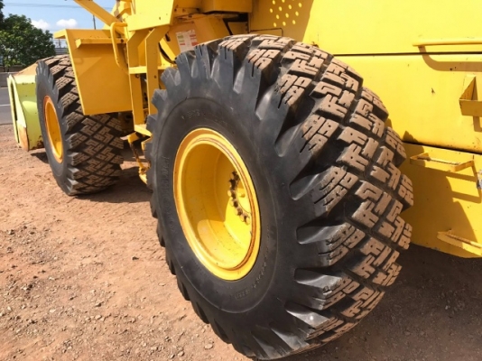 ขายรถตักล้อยาง KOMATSU WA300-1 รถนอกนำเข้าจากญี่ปุ่น สภาพสวยพร้อมใช้ มีVDOการทำงานครับ ขายรถตักล้อยาง KOMATSU WA300-1 รถนอกนำเข้าจากญี่ปุ่น สภาพสวยพร้อมใช้ มีVDOการทำงานครับ