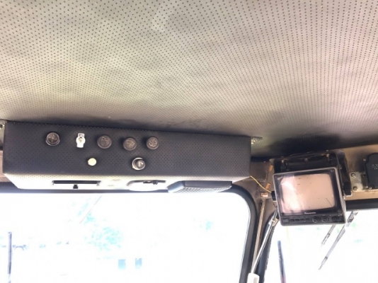 ขายรถตักล้อยาง KOMATSU WA300-1 รถนอกนำเข้าจากญี่ปุ่น สภาพสวยพร้อมใช้ มีVDOการทำงานครับ ขายรถตักล้อยาง KOMATSU WA300-1 รถนอกนำเข้าจากญี่ปุ่น สภาพสวยพร้อมใช้ มีVDOการทำงานครับ