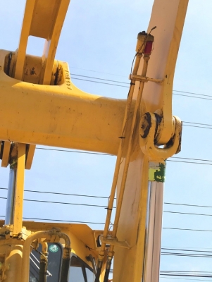 ขายรถตักล้อยาง KOMATSU WA300-1 รถนอกนำเข้าจากญี่ปุ่น สภาพสวยพร้อมใช้ มีVDOการทำงานครับ ขายรถตักล้อยาง KOMATSU WA300-1 รถนอกนำเข้าจากญี่ปุ่น สภาพสวยพร้อมใช้ มีVDOการทำงานครับ