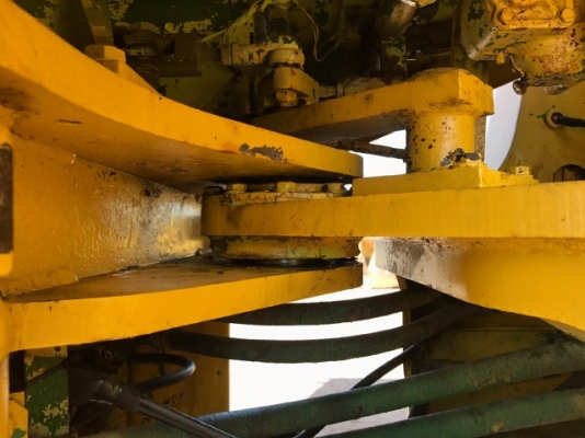 ขายรถตักล้อยาง KOMATSU WA300-1 รถนอกนำเข้าจากญี่ปุ่น สภาพสวยพร้อมใช้ มีVDOการทำงานครับ ขายรถตักล้อยาง KOMATSU WA300-1 รถนอกนำเข้าจากญี่ปุ่น สภาพสวยพร้อมใช้ มีVDOการทำงานครับ