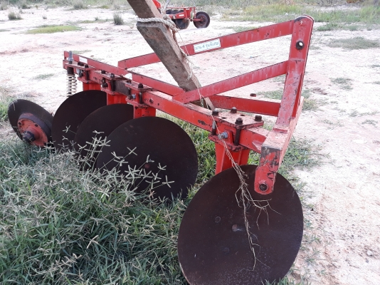 ขายผาล5  ผาล4 ติดรถไถ45/47/49/50พร้อมใช่ครับ