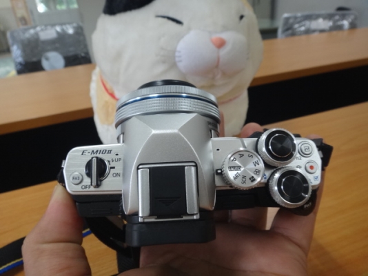 กล้อง OLYMPUS OM-D E-M10 II