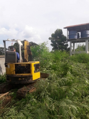 แบคโฮเล็กมิตซู35 เครื่องคูโบต้า3สูบพร้ อมเทเลอร์