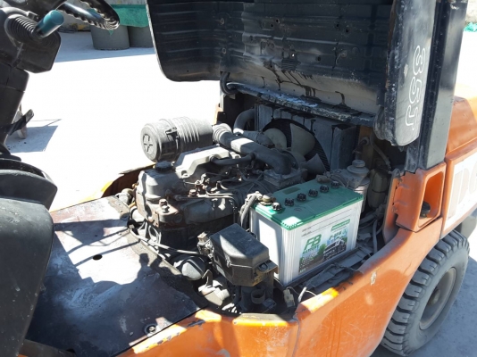 ขายรถโฟร์คลิฟ (Toyota Forklift รุ่น 7FD 3.5ตัน)