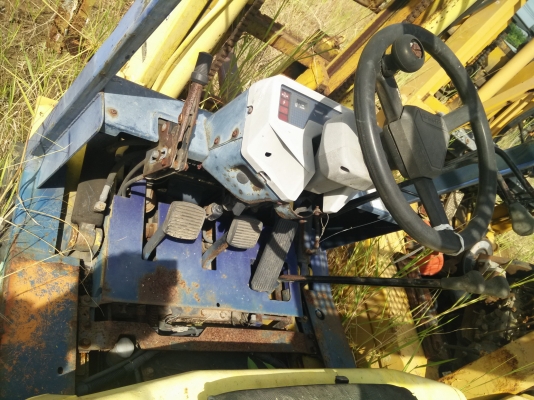 ขายรถโฟล์คลิฟท์ตามสภาพ Komatsu FG15 ราคาลดพิเศษ สนใจติดต่อสันต์ 092-2603737 ขายรถโฟล์คลิฟท์ตามสภาพ Komatsu FG15 ราคาลดพิเศษ สนใจติดต่อสันต์ 092-2603737