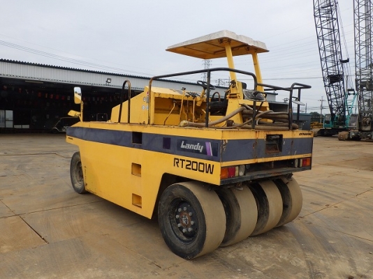 รถบด Hitachi/Dynapac RT200W-C ปี1997 4048ชม. ตรงจากญี่ปุ่นครับ รถบด Hitachi/Dynapac RT200W-C ปี1997 4048ชม. ตรงจากญี่ปุ่นครับ