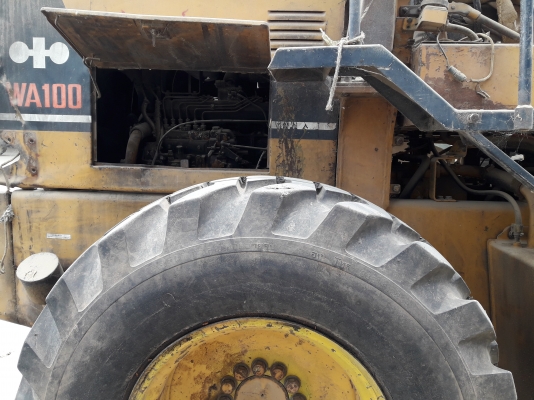 ขายยางอัดดอกรถตัก 16.9-24 ดอกเต็มๆ ขายยางอัดดอกรถตัก 16.9-24 ดอกเต็มๆ