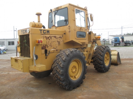 ขายรถตัก ยี่ห้อ TCM รุ่น STD30 ขายรถตัก ยี่ห้อ TCM รุ่น STD30