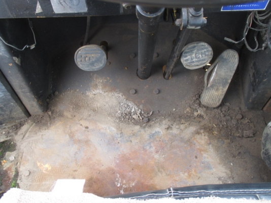 ขายรถตัก ยี่ห้อ TCM รุ่น STD30 ขายรถตัก ยี่ห้อ TCM รุ่น STD30