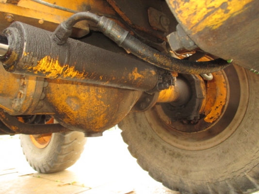 ขายรถตัก ยี่ห้อ KOMATSU รุ่น JH30B