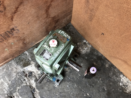 ขายหัวเกียร์ทดรอบ Bellpony made in Japan เบอร์80 อัตราทด 1:60 สภาพสวย หมุนนิ่ม พร้อมใช้งาน ราคาตัวละ 3,000 บาท