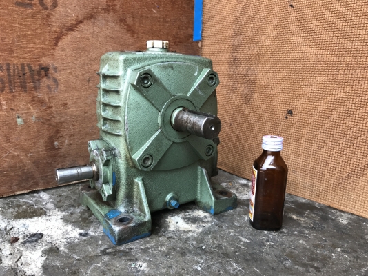 ขายหัวเกียร์ทดรอบ Bellpony made in Japan เบอร์80 อัตราทด 1:60 สภาพสวย หมุนนิ่ม พร้อมใช้งาน ราคาตัวละ 3,000 บาท