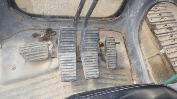 Kobelco SK120LC-3 สต็อกญี่ปุ่น โทร. 080-6565422 (หนิง)