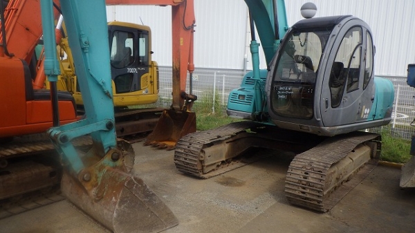 Kobelco SK120LC-3 สต็อกญี่ปุ่น โทร. 080-6565422 (หนิง)