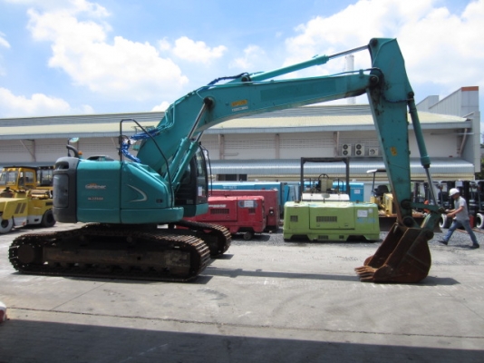 ถขุดKOBELCO รุ่น SK225SR สภาพสวยราคาไม่แพงคับ