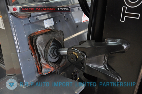 ขายรถโฟล์คลิฟท์มือสอง TOYOTA รุ่น 6FG40-10067 นำเข้าจากประเทศญี่ปุ่น 100\% ไม่เคยใช้งานในไทย