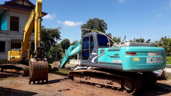 ขายแบคโฮ