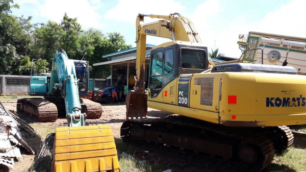 ขายแบคโฮ