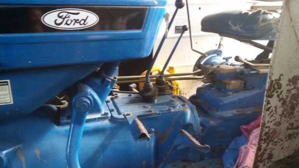 รถไถฟอร์ด