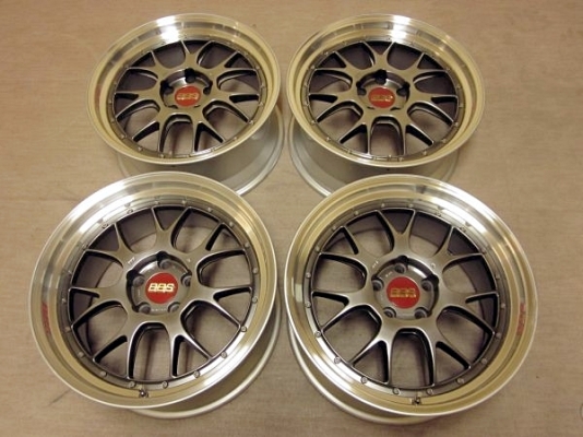 ล้อแท้ BBS LMR สี DBK Edition color ขอบ19 สภาพสวย ไม่มีซ่อม ราคาไม่แพง