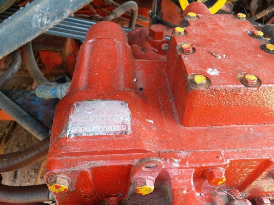 ขายรถเกี่ยวข้าวศักดิ์พัฒนาBIG เครื่องมิตซู210 ช่วงล่าง10เพลาใหญ่ อุ้ม2.5ตัน