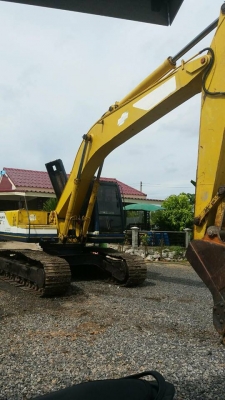 ขายด่วน..รถขุดแบ็คโค SK200-3มาร์ทรีไฟฟ้าเต็ม เอวแน่นบูมสวยเดิมเฟรมสวย มอเตอร์กล่อง จอครบปั๊มเดิมไม่โหลด YUTANI