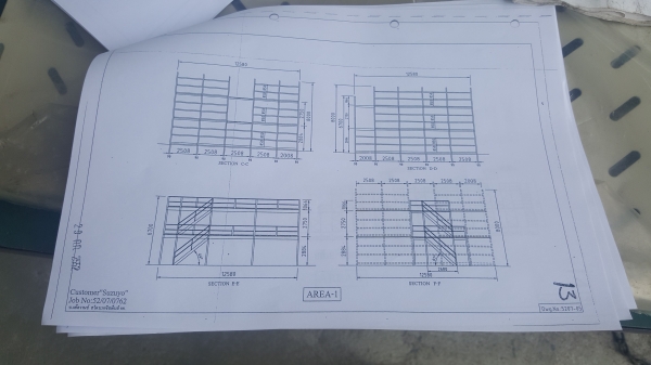 ขายชั้นวางของสูง 8 เมตรยาวช่องละ 2.50 เมตรยาว 5 ช่องสูง8 ช่องมี 31 แถวโลละ 20 บาท
