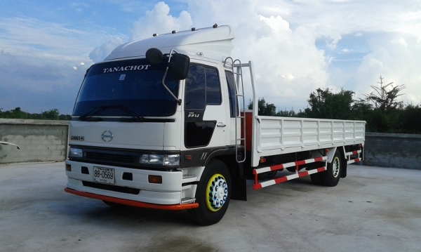 HINO FF1J 210 แรง ยาว 7.2 เมตร รถห้างแท้ HINO FF1J 210 แรง ยาว 7.2 เมตร รถห้างแท้