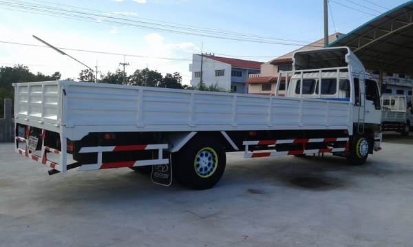 HINO FF1J 210 แรง ยาว 7.2 เมตร รถห้างแท้ HINO FF1J 210 แรง ยาว 7.2 เมตร รถห้างแท้
