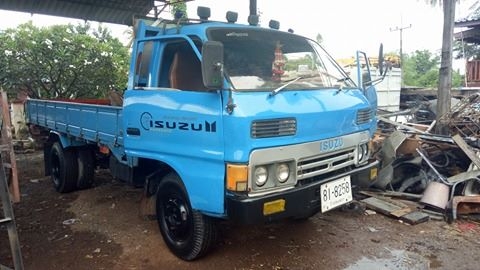 ขาย 6 ล้อ 110 แรงกระบะคาโก้ KS22 ยกหัวได้ สนใจสอบถามได้ครับ