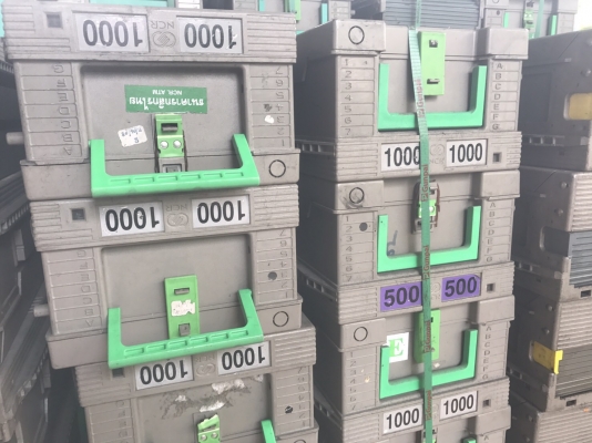 ขายกล่องเก็บเงิน atm กล่องละ 40 บาทติดต่อ 0898135855 ขายกล่องเก็บเงิน atm กล่องละ 40 บาทติดต่อ 0898135855