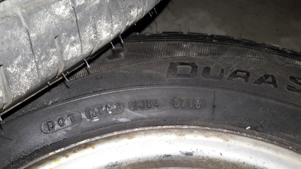 ล้อขอบ15สี่เส้น.5800-