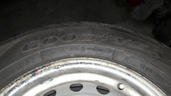 ล้อขอบ15สี่เส้น.5800-