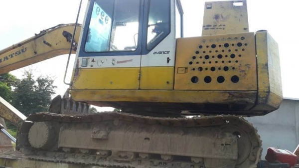 ขาย 465,000 KOMATSU PC 120-5 คอนโทรลสั้น เครื่องดี ปั้มดี ช่วงล่างดี โช่หน่า ไฟฟ้ามี พร้อมใช้งาน เอกสารชื้อขาย รถอยู่ ศรีษะเกศ โทร&ไอดีไลน์ 0610710295 ขาย 465,000 KOMATSU PC 120-5 คอนโทรลสั้น เครื่องดี ปั้มดี ช่วงล่างดี โช่หน่า ไฟฟ้ามี พร้อมใช้งาน เอกสารชื้อขาย รถอยู่ ศรีษะเกศ โทร&ไอดีไลน์ 0610710295