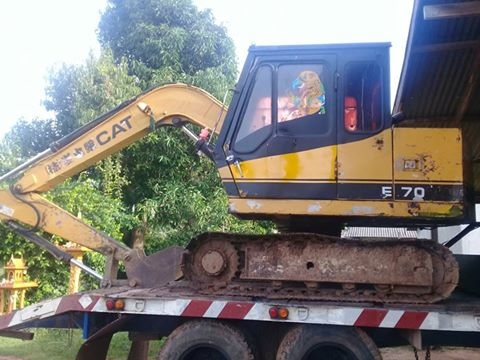 ขายรถขุดแบ็คโคCAT E70เอวดี เครื่องเดิมช่วงล่างดีสภาพพร้อมใช้งาน เฟรมสวย