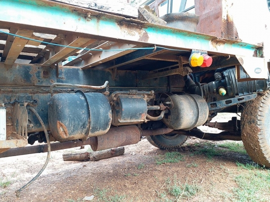 ขายแพ็คคู่ โกเบลโก้100-3มาร์คทรี HINO KT 168แรง เอกสารทะเบียนภาษีขาด สภาพใช้งานปกติ