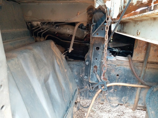 ขายแพ็คคู่ โกเบลโก้100-3มาร์คทรี HINO KT 168แรง เอกสารทะเบียนภาษีขาด สภาพใช้งานปกติ