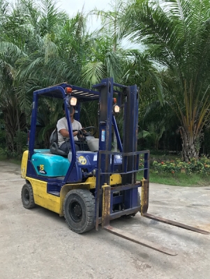 ขายFORKLIFT KOMATSU FG15-17(1.5ตัน) สวยเดิมจากญี่ปุ่น ยังไม่เคยใช้ในไทย 125,000เท่านั้น!!