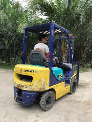 ขายFORKLIFT KOMATSU FG15-17(1.5ตัน) สวยเดิมจากญี่ปุ่น ยังไม่เคยใช้ในไทย 125,000เท่านั้น!!