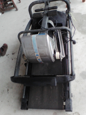 ลู่วิ่งไฟฟ้า 5 ฟังก์ชั่น 2.0 แรงม้า