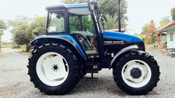 ขายรถไถฟอร์ด NEWHOLLAND   TS90  4WD